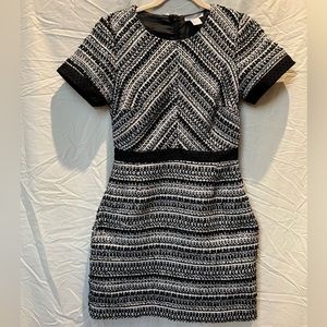 Tweed style H&M dress. old money style. classic professional